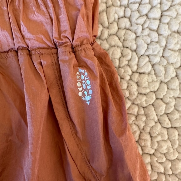FP Movement Way Home Shorts Size Medium Brushed Apricot - Picture 2 of 3
